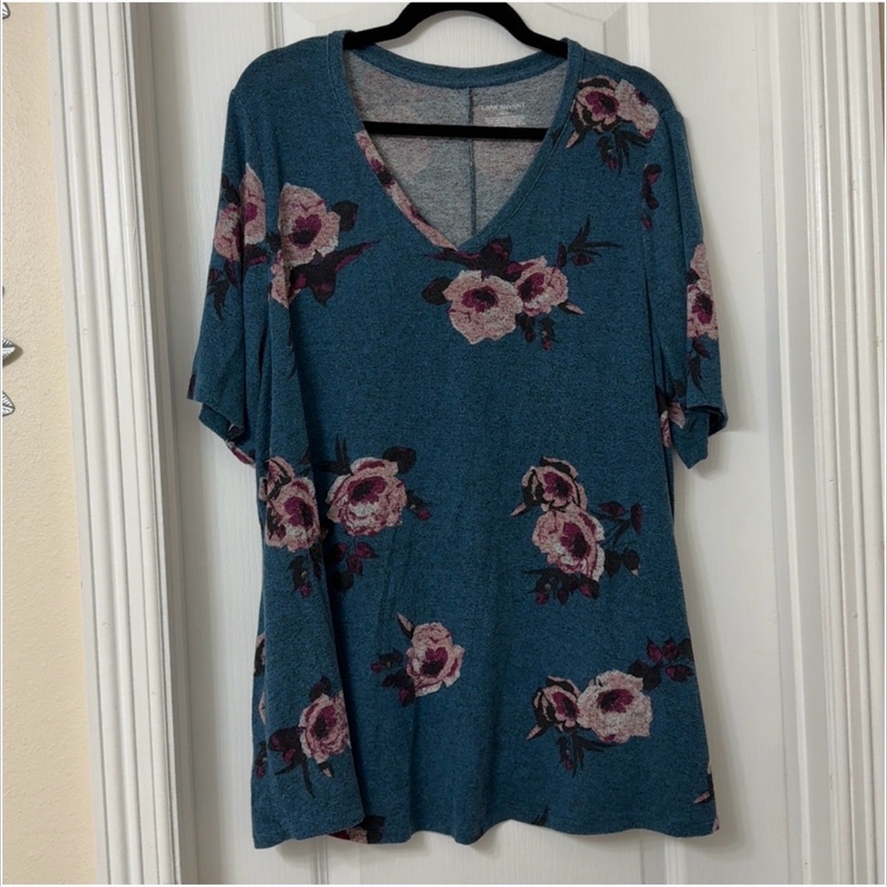 Lane Bryant Teal Floral casual V-neck short sleeve tee size 18/20
